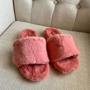 Vionic Dream Plush Slipper